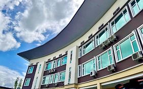D Arc Hotel