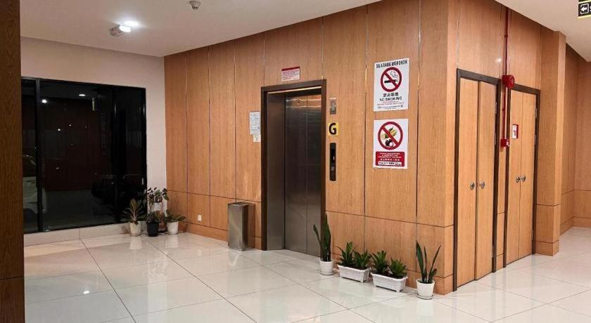 D Arc Hotel Kota Kinabalu Exterior foto