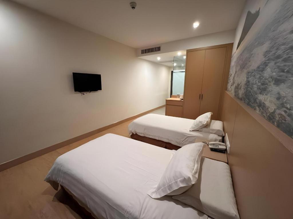 D Arc Hotel Kota Kinabalu Exterior foto