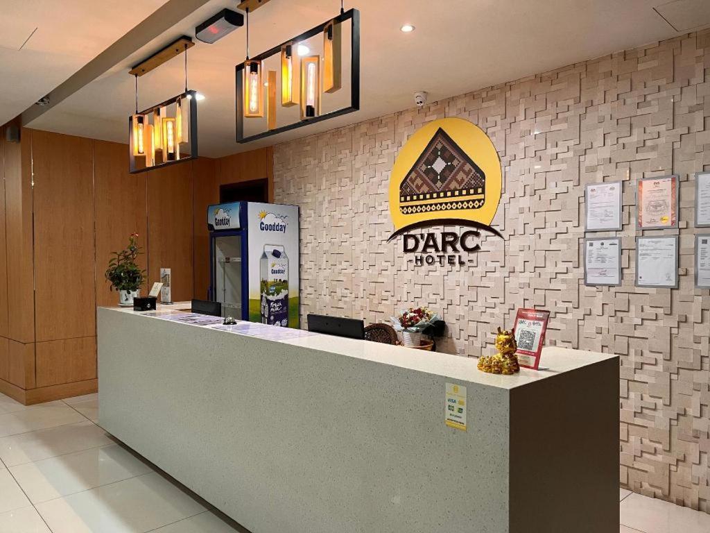 D Arc Hotel Kota Kinabalu Exterior foto