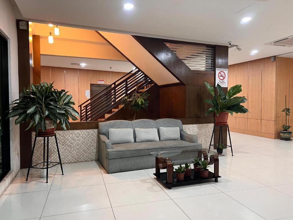 D Arc Hotel Kota Kinabalu Exterior foto